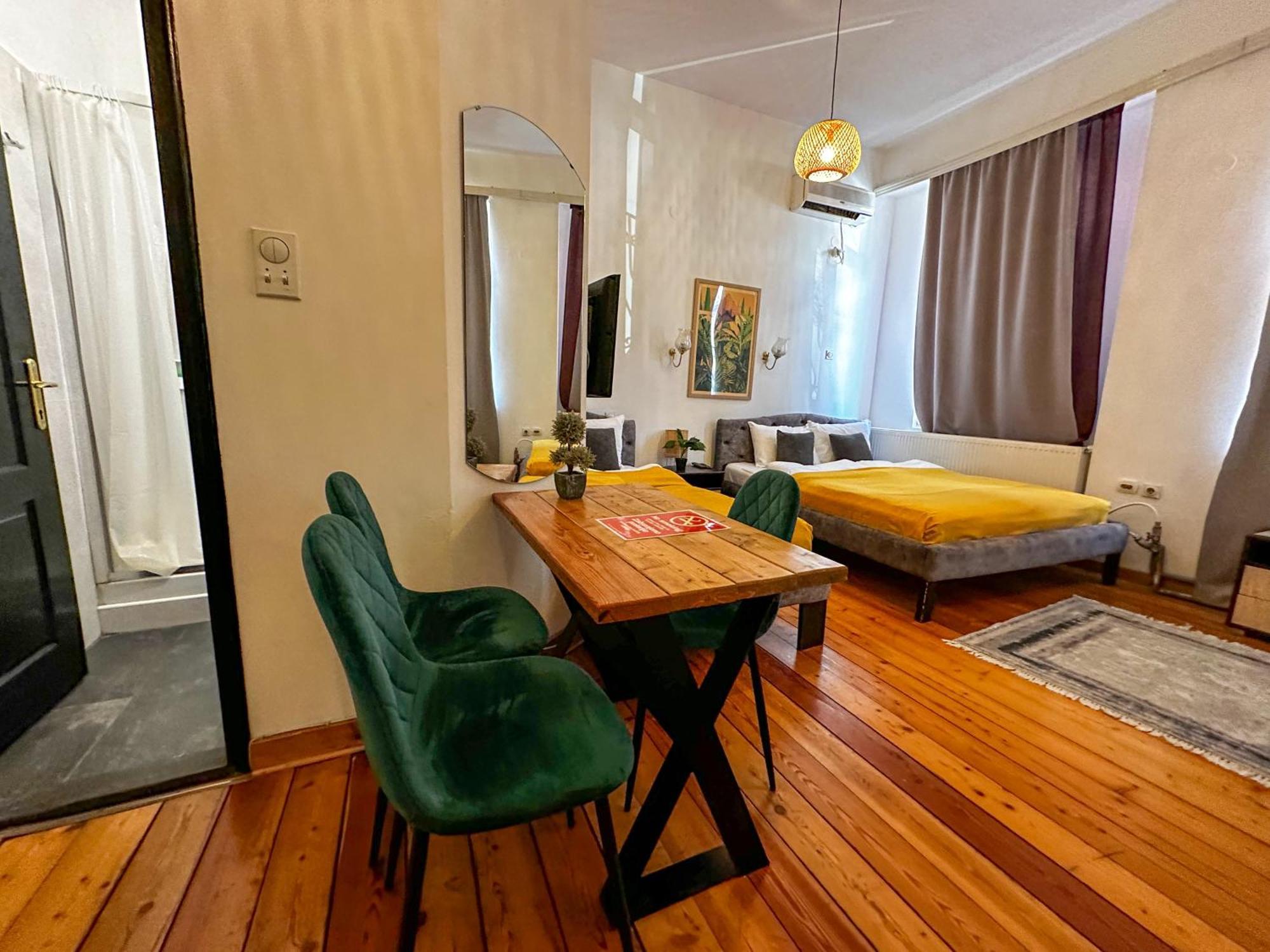 The Only One Apartments Ni Eksteriør bilde
